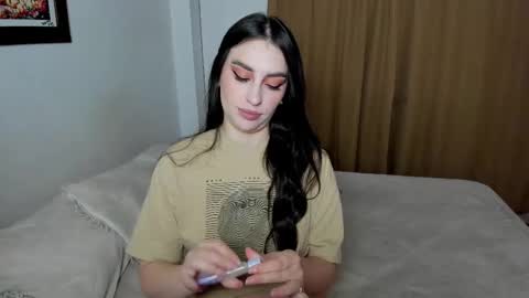 Snapshot of teseo_and_afrodita_ chatting on February 20, 2025, 1:25 am teseo_and_afrodita_ online show from February 20, 2025, 1:25 am