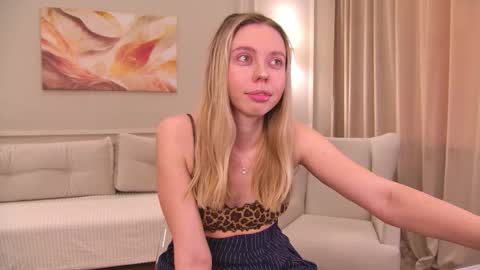 tessaadorablee online show from March 10, 2026, 2:22 pm