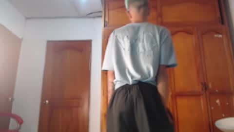 Snapshot of tessachains chatting on February 16, 2026, 11:45 pm tessachains online show from February 16, 2026, 11:45 pm