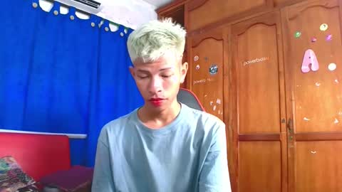 Snapshot of tessachains chatting on February 23, 2026, 6:27 pm tessachains online show from February 23, 2026, 6:27 pm