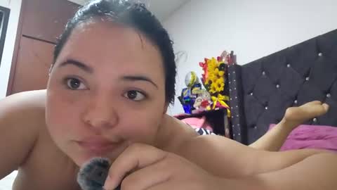 Snapshot of tessayleo_13 chatting on June 19, 2026, 1:59 pm tessa y leo online show from June 19, 2026, 1:59 pm