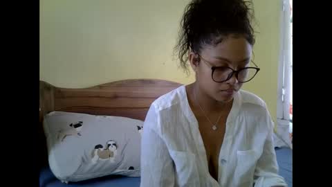 tessmia online show from March 30, 2026, 6:36 am