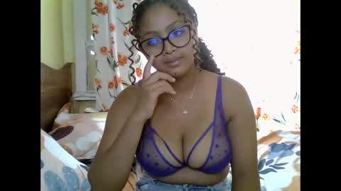 tessmia online show from April 20, 2026, 7:33 am