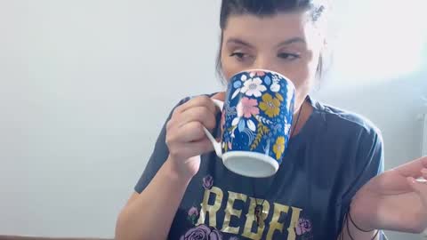 Snapshot of tessnaughty chatting on February 6, 2025, 9:00 am naughty tess online show from February 6, 2025, 9:00 am