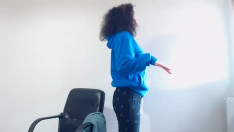 Snapshot of tessnaughty chatting on February 7, 2025, 11:23 am naughty tess online show from February 7, 2025, 11:23 am