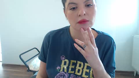 Snapshot of tessnaughty chatting on February 11, 2025, 9:09 am naughty tess online show from February 11, 2025, 9:09 am