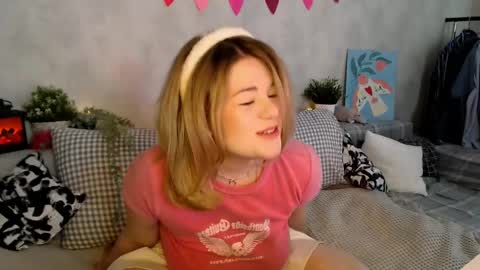 TESSA online show from February 12, 2025, 6:51 am