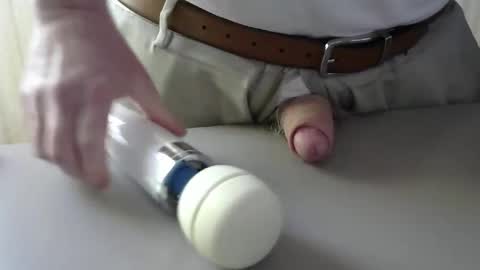 Test the Chat online show from April 9, 2026, 6:24 pm