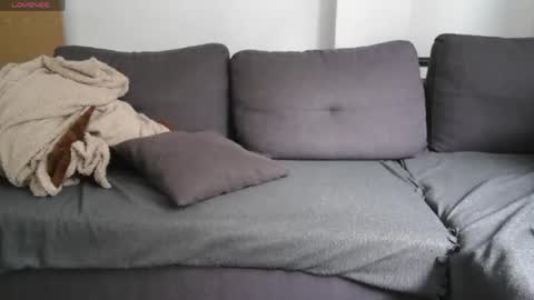 Busty Sandra online show from April 14, 2026, 8:53 am