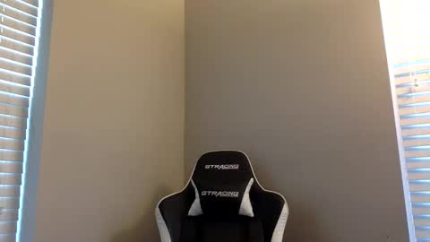 tevvdaren online show from October 30, 2025, 12:50 pm