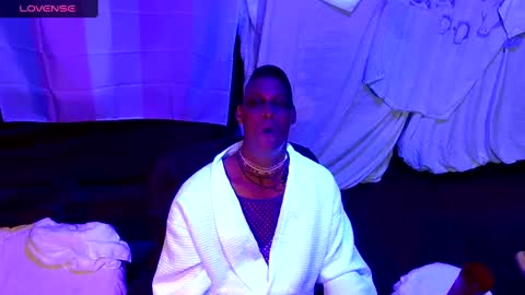 tgirllover69141980 online show from September 27, 2025, 5:12 am