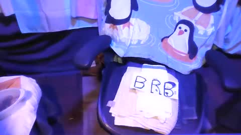 tgirllover69141980 online show from October 17, 2025, 6:10 pm