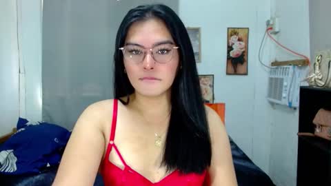 tgirlselena online show from December 3, 2025, 2:08 am