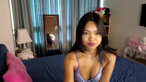 Snapshot of thailand4you chatting on November 8, 2025, 9:31 am AbbieThai online show from November 8, 2025, 9:31 am