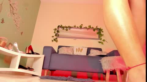 Snapshot of thais_dreams chatting on January 29, 2025, 12:13 pm Thais online show from January 29, 2025, 12:13 pm