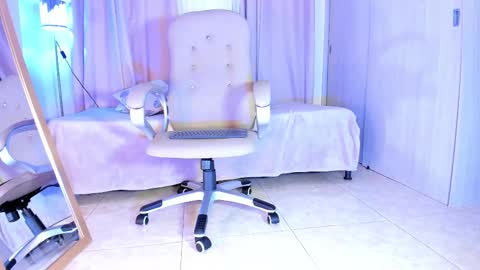 Snapshot of thais_dreams chatting on March 5, 2025, 12:22 pm Thais online show from March 5, 2025, 12:22 pm