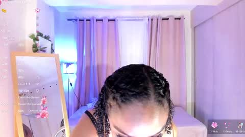 Snapshot of thais_dreams chatting on March 11, 2025, 12:17 pm Thais online show from March 11, 2025, 12:17 pm