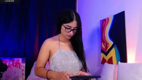 thalia  online show from November 5, 2025, 10:59 am