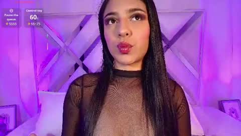 Snapshot of thalia_gomez__ chatting on June 25, 2026, 11:04 am thalia online show from June 25, 2026, 11:04 am