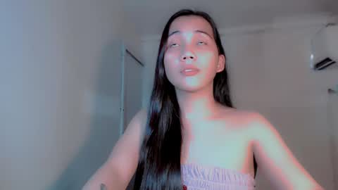 Thalia online show from December 4, 2024, 11:02 pm