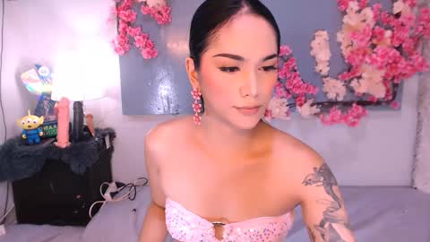 Snapshot of thalia_venture chatting on October 5, 2025, 3:05 am Thalia online show from October 5, 2025, 3:05 am