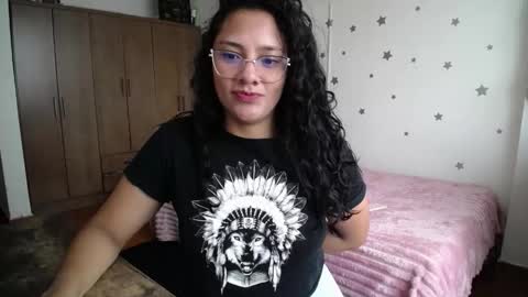 Snapshot of thaliacooper chatting on February 7, 2026, 4:22 pm online show from February 7, 2026, 4:22 pm