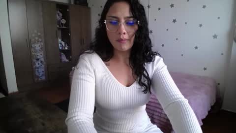 Snapshot of thaliacooper chatting on March 21, 2026, 9:40 pm online show from March 21, 2026, 9:40 pm