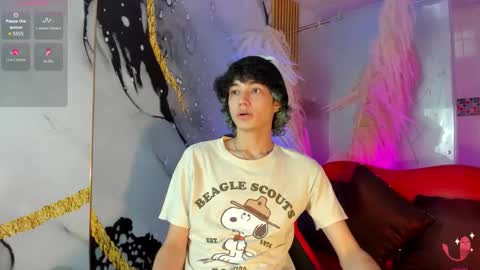 thanier_18 online show from March 22, 2026, 7:50 pm