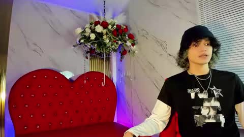 Snapshot of thanier_18 chatting on June 24, 2026, 7:13 pm thanier_18 online show from June 24, 2026, 7:13 pm