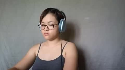 thatasiangirl__ online show from September 20, 2025, 8:48 am