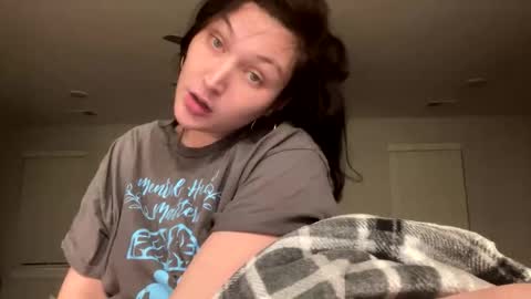 thatbaby070200000 online show from February 14, 2025, 3:43 am