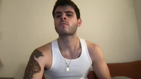 Snapshot of thatfeelsgoood chatting on December 24, 2024, 2:43 am thatfeelsgoood online show from December 24, 2024, 2:43 am