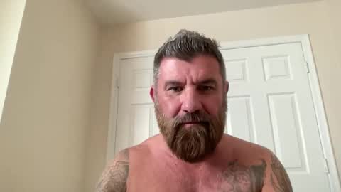 Snapshot of thatguybearded chatting on February 20, 2025, 11:10 pm ThatGuyBearded online show from February 20, 2025, 11:10 pm