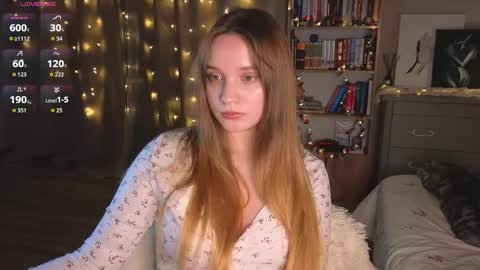 Snapshot of thatonerabbit chatting on April 1, 2026, 4:26 pm Alice online show from April 1, 2026, 4:26 pm