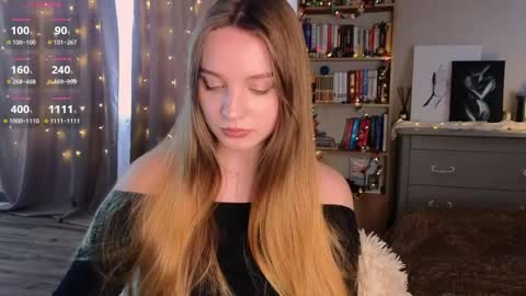 Snapshot of thatonerabbit chatting on April 2, 2026, 10:46 am Alice online show from April 2, 2026, 10:46 am