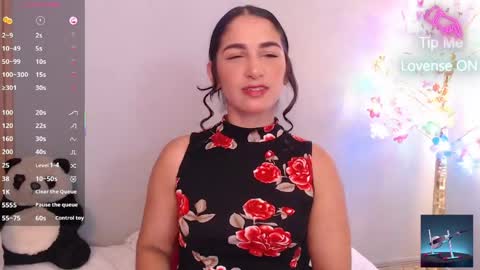 THAYSSA ROSS online show from May 20, 2026, 2:56 pm