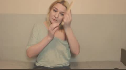 Eva online show from October 28, 2025, 9:50 pm