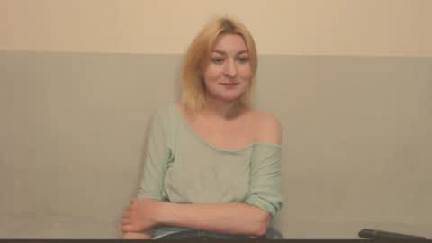 Snapshot of the_basic_instinctt chatting on June 14, 2026, 3:19 am Eva online show from June 14, 2026, 3:19 am