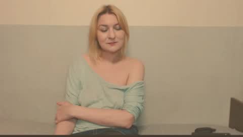 Snapshot of the_basic_instinctt chatting on June 22, 2026, 10:29 pm Eva online show from June 22, 2026, 10:29 pm