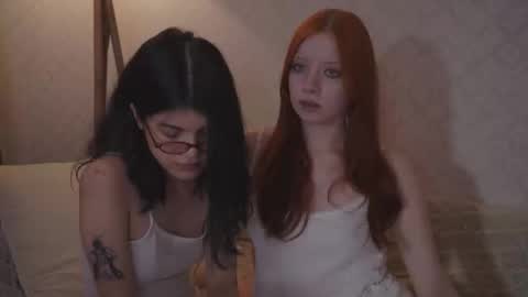 EllaLyn online show from October 10, 2025, 7:24 pm