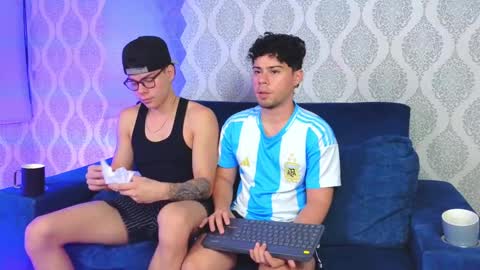 Ithan and Leo online show from October 2, 2025, 7:26 am