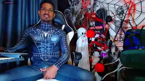 Snapshot of the_dog_lian chatting on November 1, 2025, 2:30 pm the dog lian online show from November 1, 2025, 2:30 pm