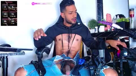 the dog lian online show from November 24, 2025, 11:21 am