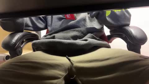 Snapshot of the_finger_in_ur_butt chatting on March 4, 2026, 5:35 am the_finger_in_ur_butt online show from March 4, 2026, 5:35 am