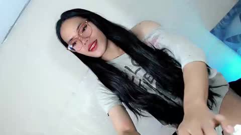 the_horny_bella online show from March 23, 2026, 6:28 am