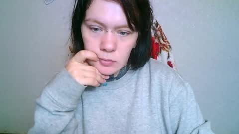 Snapshot of the_ice_owl chatting on October 8, 2025, 8:56 am the_ice_owl online show from October 8, 2025, 8:56 am