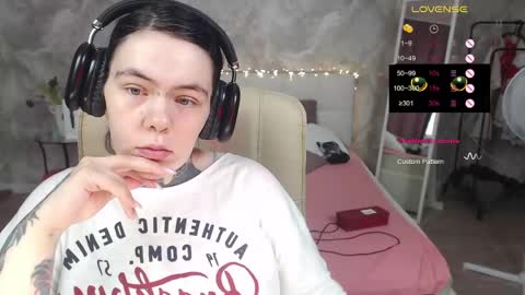 the_ice_owl online show from March 19, 2026, 2:04 am