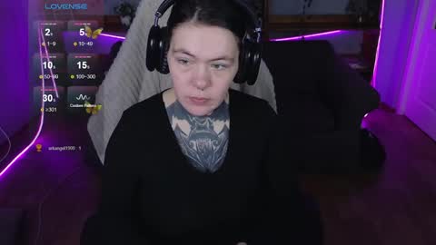 the_ice_owl online show from April 17, 2026, 2:03 am