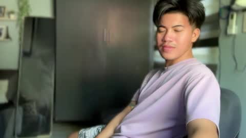 Snapshot of the_josefshow chatting on November 5, 2025, 2:00 am MrTakeItOff online show from November 5, 2025, 2:00 am