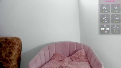 Snapshot of the_latins_hot chatting on January 15, 2025, 7:44 pm Alice and Bella online show from January 15, 2025, 7:44 pm